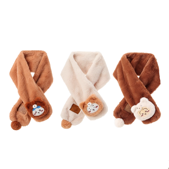 Chiikawa - Fluffy Little Bear Scarf