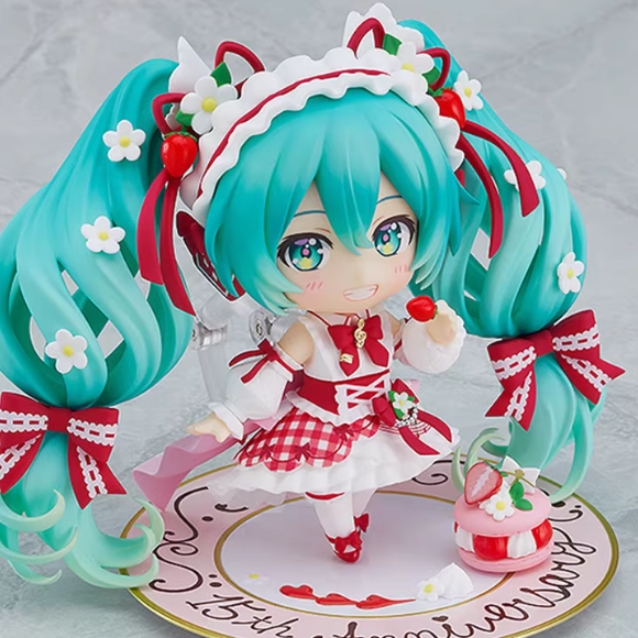 Hatsune Miku - Nendoroid 15th Anniversary Ver