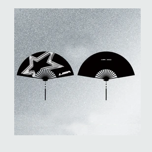 【Pre-Order】LISA × MINISO - Folding Fan