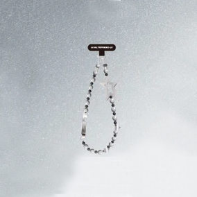 【Pre-Order】LISA × MINISO - Beaded Phone Charm